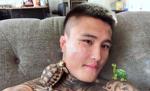 娱乐圈吃瓜纹身哥是谁,娱乐圈神秘人物之谜揭晓